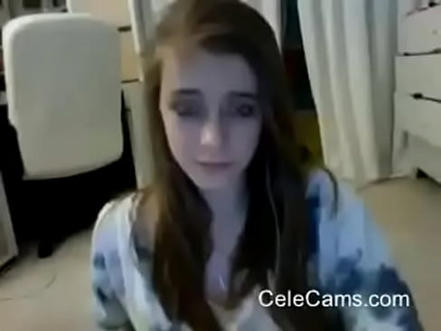 teen masturbates with carrot