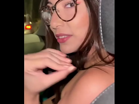 Mia Khalifa fuck two guys