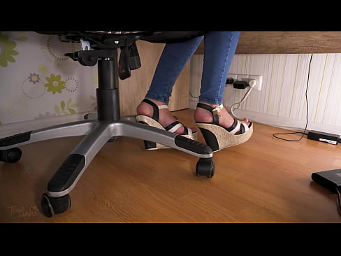 Sneaky Voyeur Watches Feet In High Heels Under Table