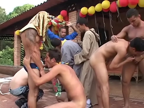 Gay friends have wild outdoor orgy