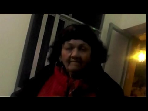 PERU - Anciana cura la impotencia con masajes en SjM