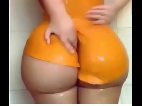 Oiled up phat ass butt