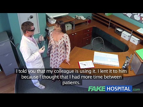 FakeHospital Doctors meat injection eases curvy patients back pain