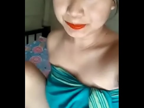 beautiful girl solo showing boobs and pussy