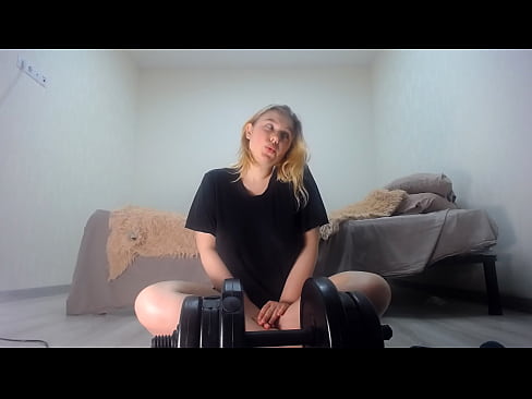 IM VERY HORNY IN MY BED