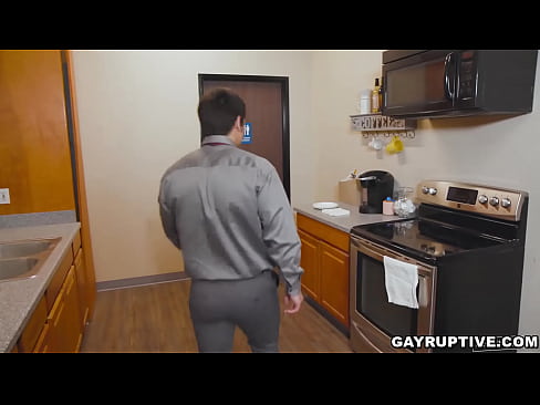 Officemates having a fuck sesh in the office