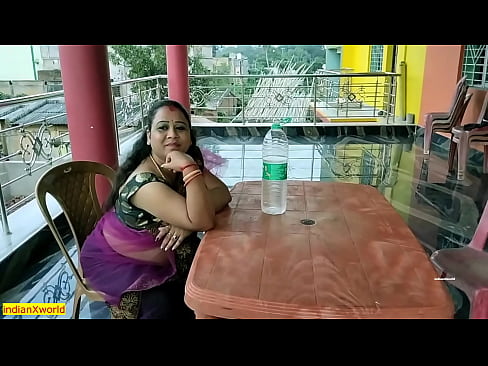 Bengali bhabhi fucking with husband friend at his house! Desi Hot sex