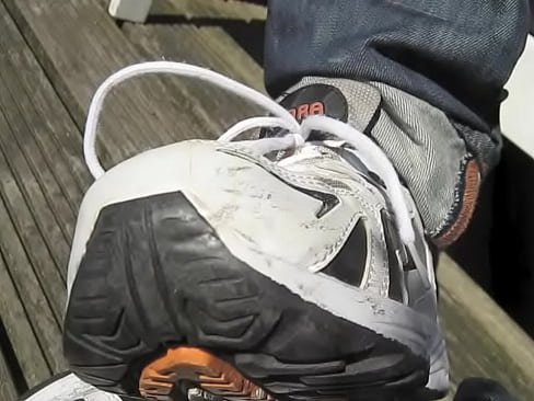 26 juni  sneakers en zon