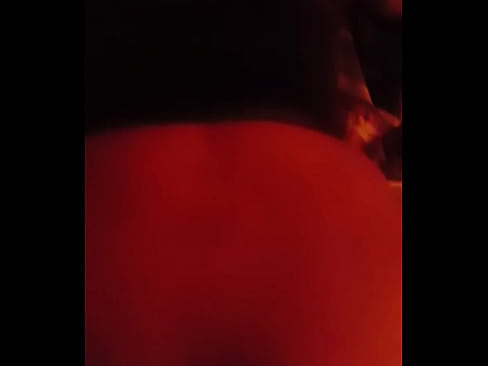Toxica puta en  4 como perra