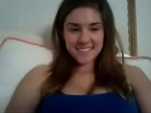 Ninfeta mais linda com peitos maravilhosos