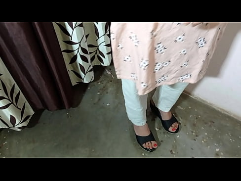 Indian hot girl and landlord's man fucking
