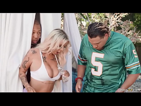 Wife's Sneaky / Brazzers/ Enter XVPROMO