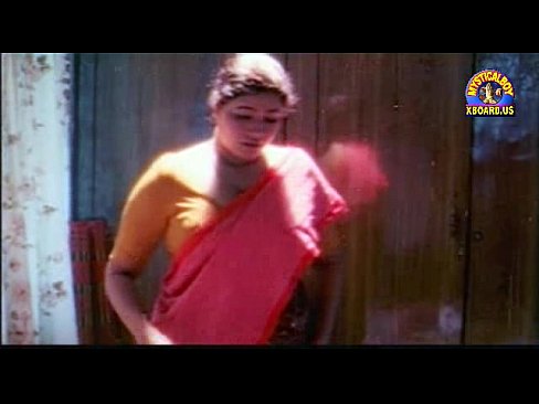 Mallu hot aunty boobs sucking at night