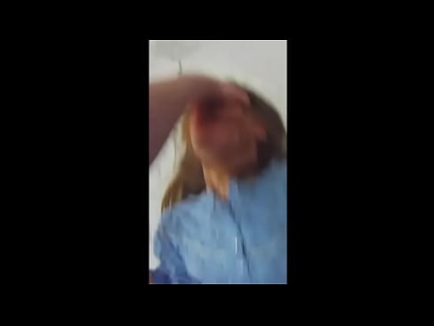 Жена и друг трахаются.Настоящая измена  Жена и друг трахаются.Настоящая измена