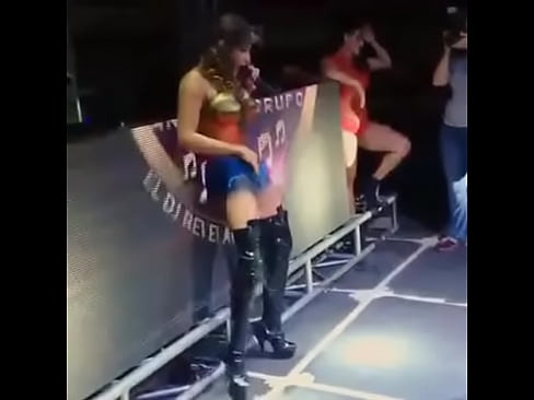 Lorena Parisella stripper 2