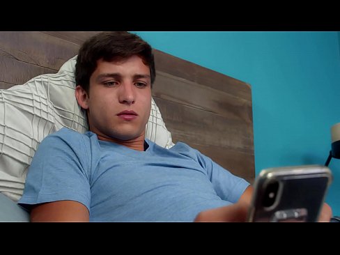 Scott Finn Catches Stepbro Jerking Off To Gay Porn