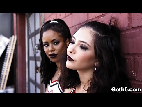 Goth cheerleaders got fucked in a foursome