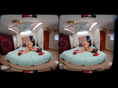 See the strip tease of Monica Mavi in virtual reality 180