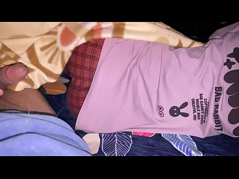 कॉलेज से भागकर भारतीय प्यारी सौतेली बहन की चुदाई