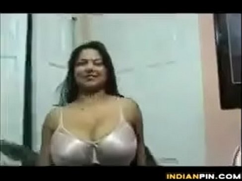Desi wife get horny