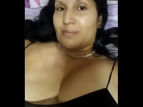 Madura Venezolana , masturbandose