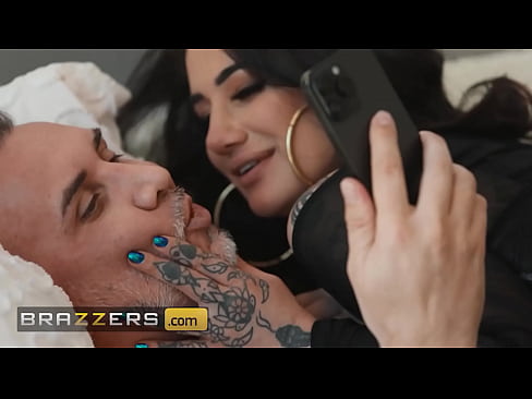 www.brazzers.xxx/gift - copy and watch full Keiran Lee video