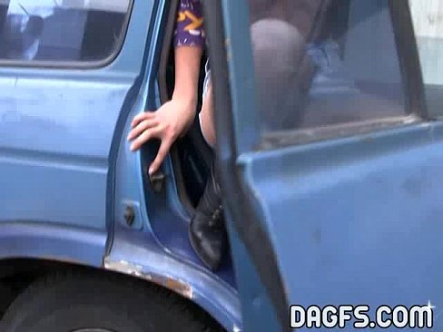 Car striptease with stunning amateur