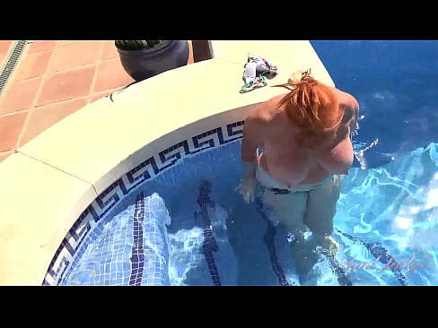 Mature MILF Melanie gets horny in the pool  Mature MILF Melanie gets horny in the pool
