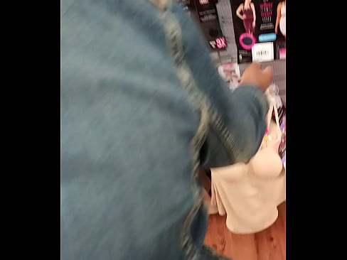 Goddess get humped from behind in store