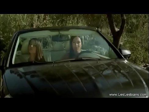 Erotic Lesbians Loving Pussy