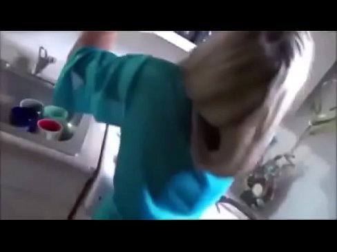 FODENDO A MAE DO AMIGO