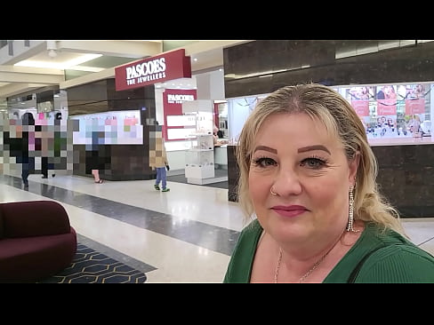 NZ Trashy bitch drinks piss in a public cubicle at the mall and then has public walk