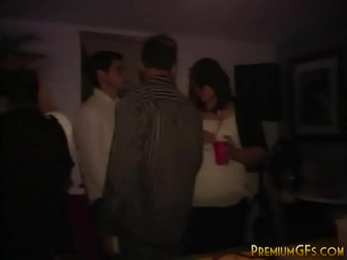 a couple enjoying a party and finding some rooms. The girl unzip her pants and blowjob her and fucking on top. the guy fucking her dogging until it cumming