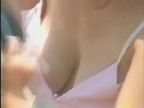 Downblouse tease