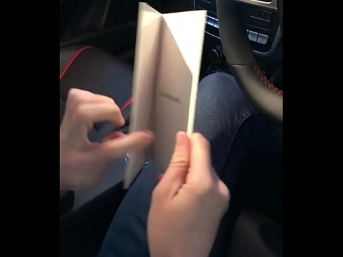 Kendal Jenner Squirting in AMG Mercedes