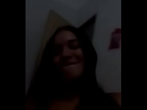 Novinha gostosa peitão