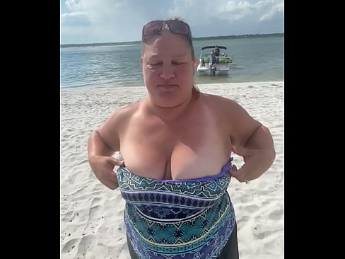 BBW beach flash