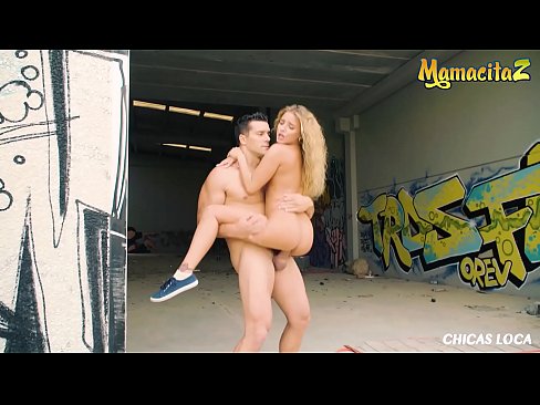MAMACITAZ - Outdoor Fun Sex With Sofi Goldfinger & Ramon Nomar