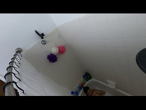Gorgeous Asian Slut Fucked While Trying to Take a Bath
