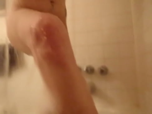 Throwback Thursday Shaving Pussy Close Up Wet In The Shower!