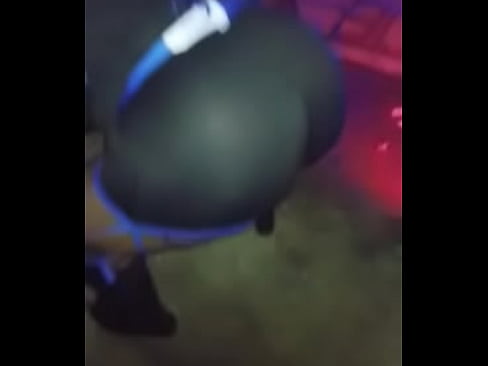 Ebony BBW wobbly ass
