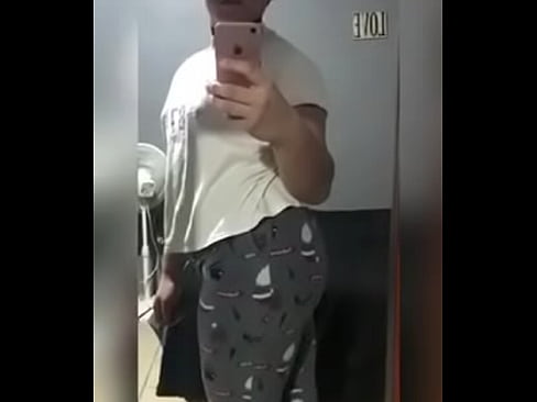 Femboy nalgon sexy quiere sexo