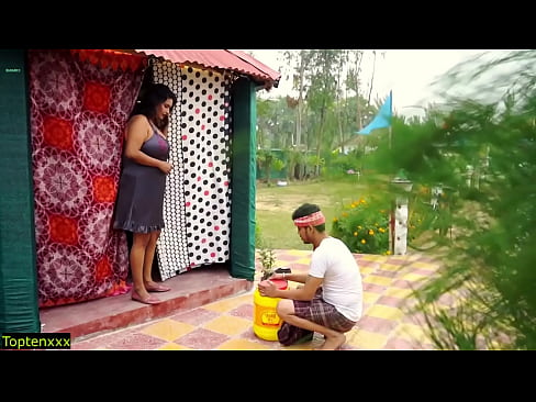 Dudwala fucks Beautiful Bhabhi! Village Bhabhi Sex