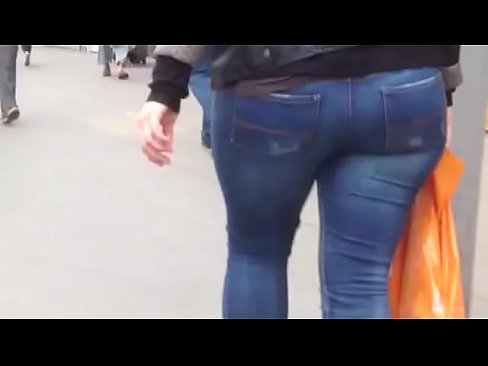 Big Booty In Jeans
