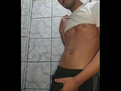 Novinho roludo gostoso moreno