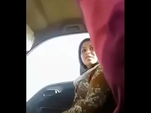 Indian couple fucking in car