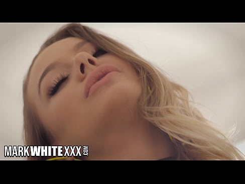 Naomi Swann Hard Pounding And Shaking Orgasms
