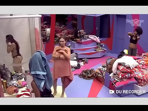 Paula Mostrando tudo No Big Brasil 2019