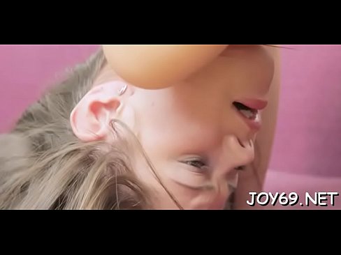 Elegant Caprice honey pot orgasm