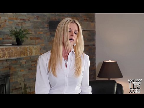 India Summer and Pamela Morrison lick pussies in the office